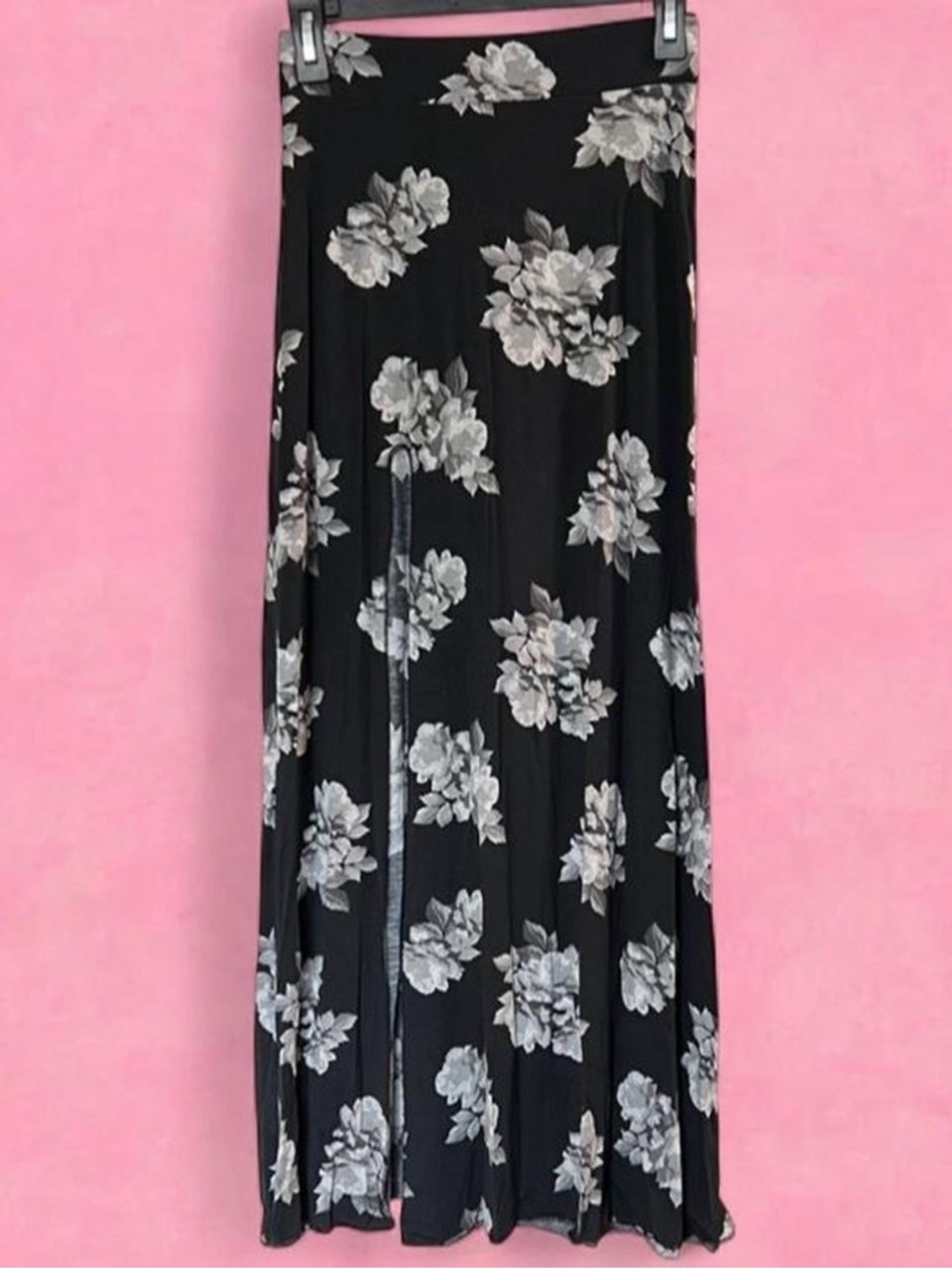 H&M Black Maxi Skirt with White Floral Print